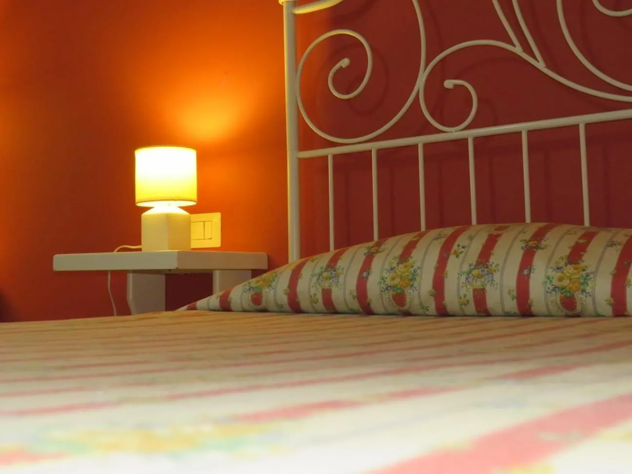 Vista Sul Tevere Roma Bed & Breakfast